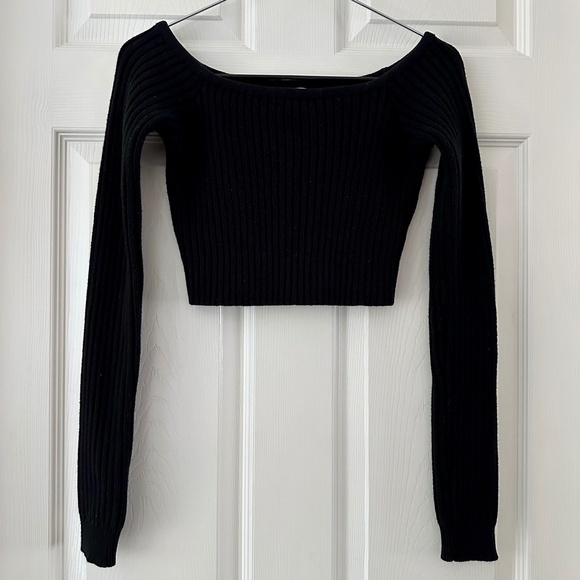 Lovers + Friends Black Off-the-Shoulder Sweater - Picture 4 of 11